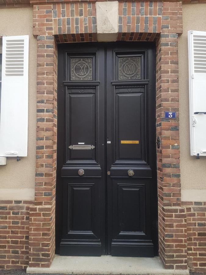 Le Clos Saint-Germain Rugles 外观 照片