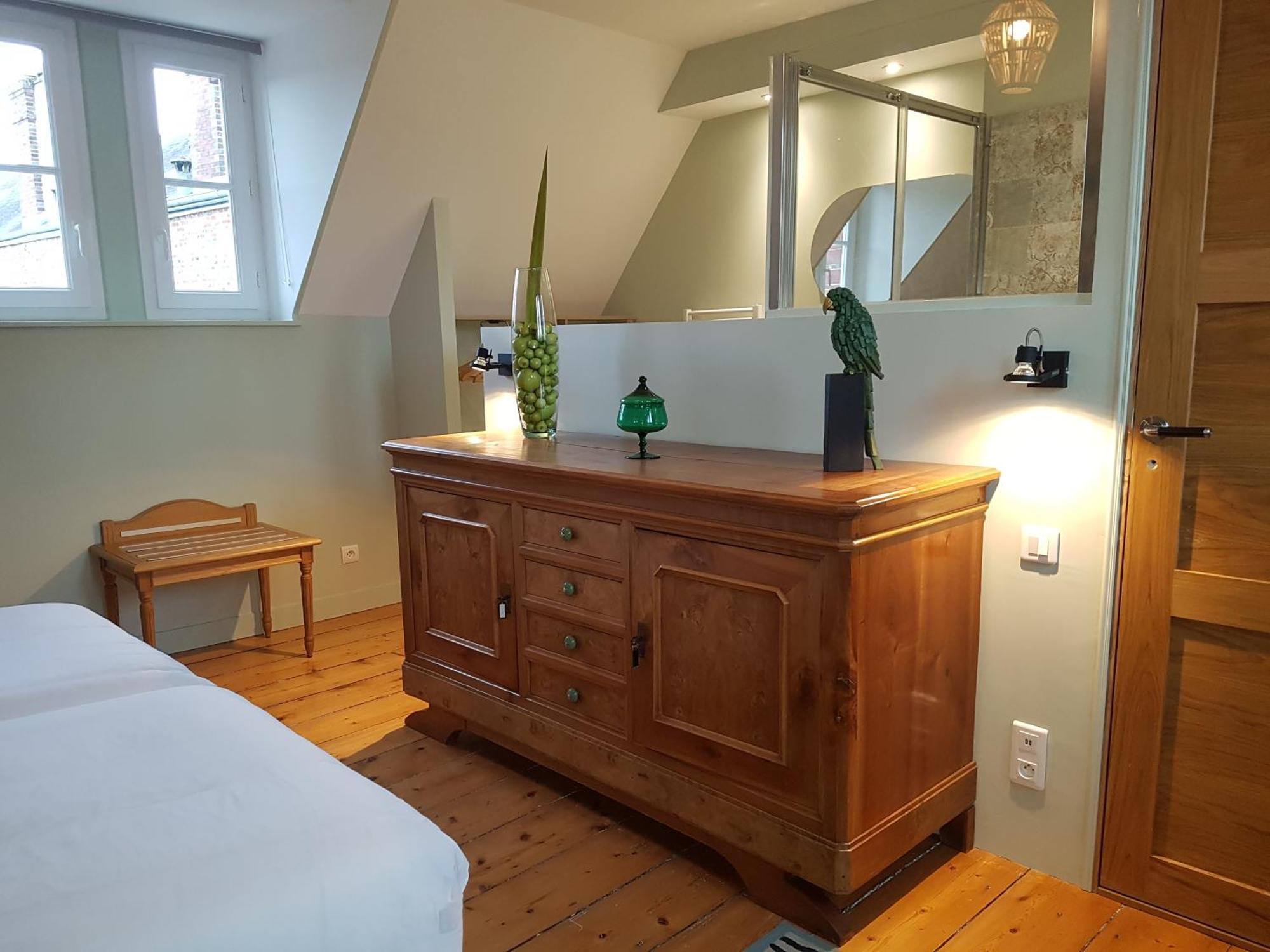 Le Clos Saint-Germain Rugles 外观 照片